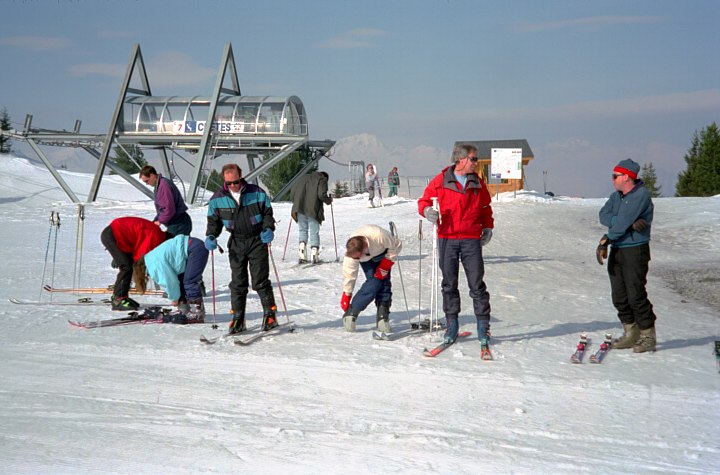 At the top of Forêt, about to move off