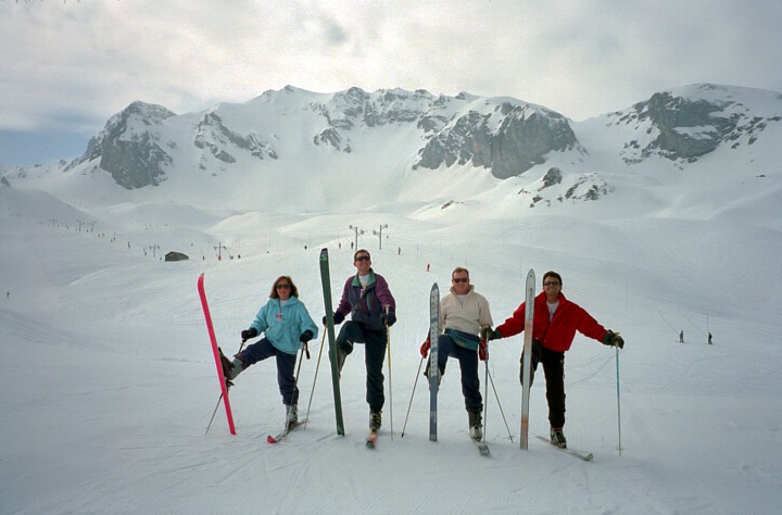 Kim, Chris, Bob & Branko pose naturally